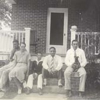 Norton and family.JPG